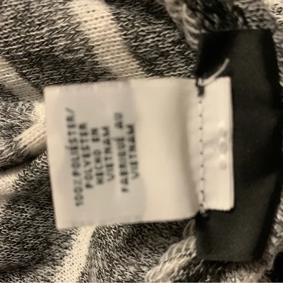 Lark Lane 3x hooded top - Picture 8 of 8